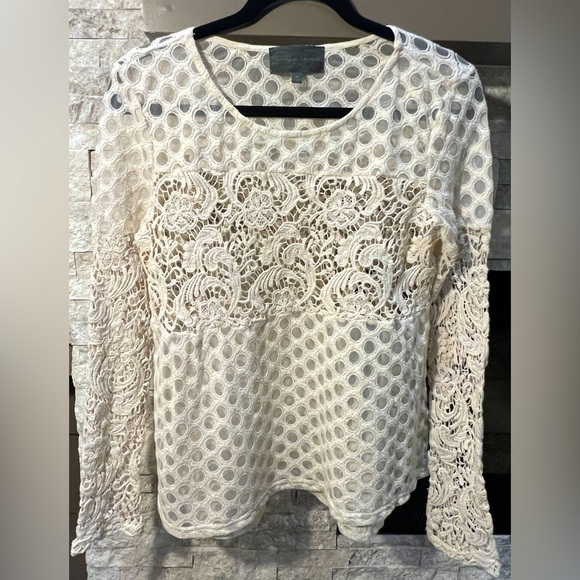 Anthropologie Sunday in Brooklyn Lace off white top size Medium - Picture 1 of 11